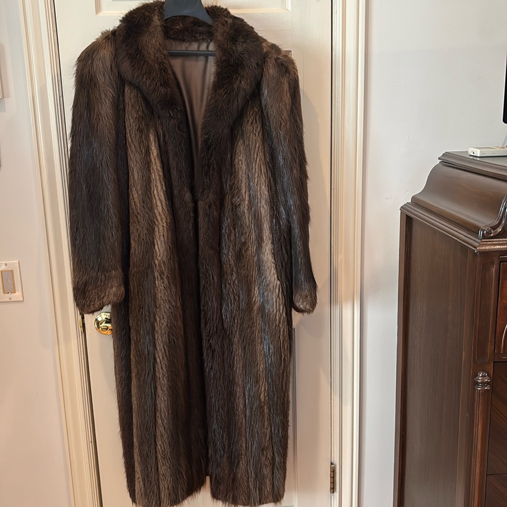 Natural Raccoonn Fur Coat